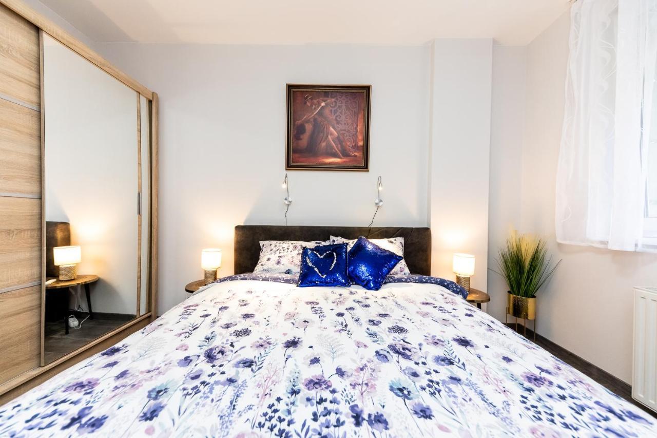 H & A Suite Gozsdu - The 1001 Nights Suite Budapeste Exterior foto